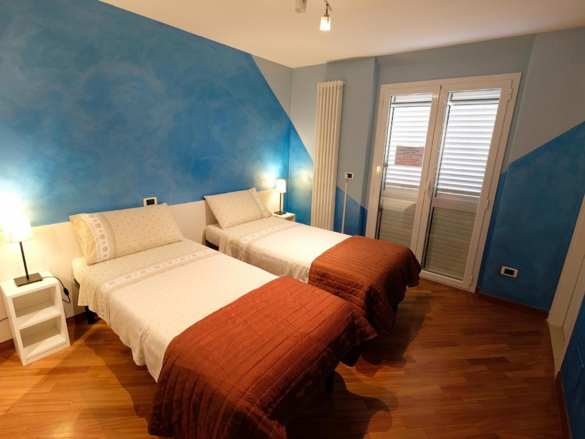 Oasi 83 Hotel Сан Бенедето дел Тронто Екстериор снимка