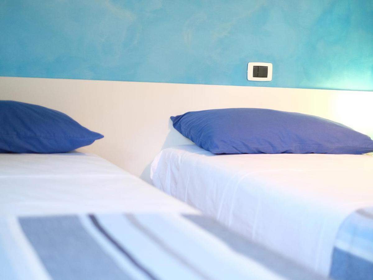Oasi 83 Hotel Сан Бенедето дел Тронто Екстериор снимка